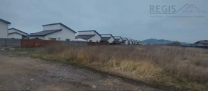 Comision 0 Teren Intravilan 700MP Sanpetru - imagine 2