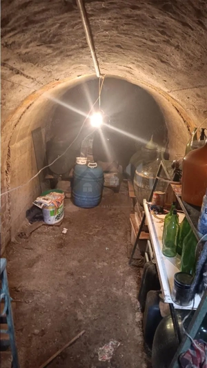 Tatarasi zona Piata Chirila teren 530mp cu casa si anexe (pretabil  si privatizare) - imagine 12