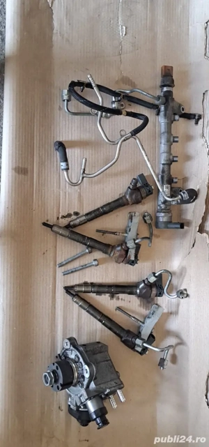 Kit complet de injectoare pentru Passat/Golf 6, cod motor CFFB