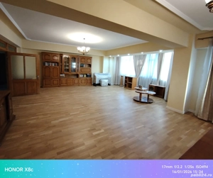 Sp.com birouri 220 mp,etajul 1,zona OMV =Belvedere Nicolina 