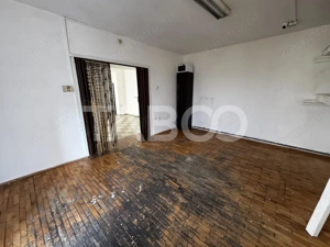 Spatiu comercial cu 2 camere 70 mpu vedere la strada Cristian Sibiu - imagine 3