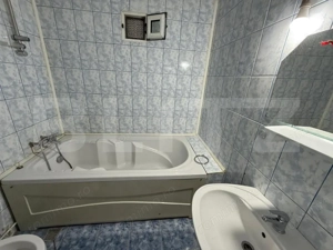 Apartament 4 camere de închiriat –ideal locuință sau activități comerciale - imagine 7