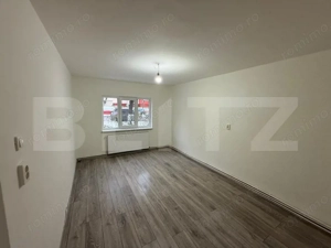 Apartament 4 camere de închiriat –ideal locuință sau activități comerciale - imagine 4