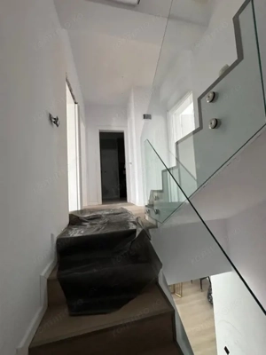  VILE MODERNE ÎN COMPLEX DE CASE ÎNȘIRUITE – STR. EROULUI, CHIAJNA  - imagine 6