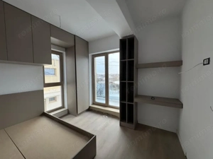  VILE MODERNE ÎN COMPLEX DE CASE ÎNȘIRUITE – STR. EROULUI, CHIAJNA  - imagine 5