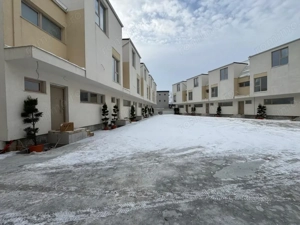  VILE MODERNE ÎN COMPLEX DE CASE ÎNȘIRUITE – STR. EROULUI, CHIAJNA  - imagine 14