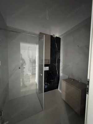  VILE MODERNE ÎN COMPLEX DE CASE ÎNȘIRUITE – STR. EROULUI, CHIAJNA  - imagine 9