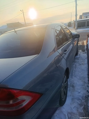 vind auto in stare foarte buna de funcționare  - imagine 5