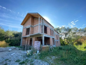 Casa de vis în Vlaha cu parau privat în curte – aproape de Cluj