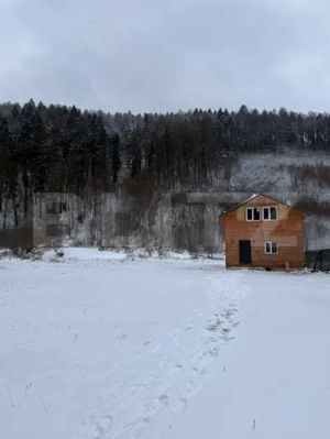 Cabană la munte în inima pădurii la 15 km de Brașov, zona Zizin