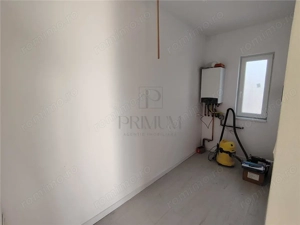 Duplex separat prin camera tehnica - finisaje de top - teren 330 mp - imagine 7
