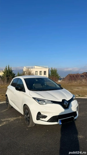 inchiriez masina electrica Renault Zoe 2021 , 52 kw, impecabila , prima inchiriere