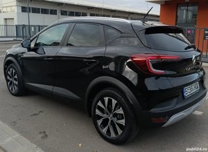 Renault Captur Plug-In Hibrid  - imagine 3