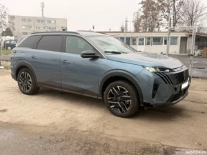 Peugeot 5008 1.2L 136 CP e-DCS6 MHEV Allure - imagine 3