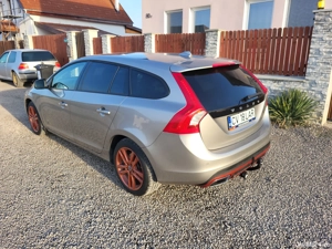 Volvo V60 5 cilindri - imagine 9