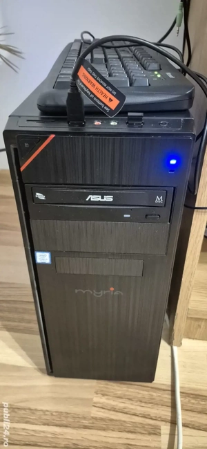 PC Intel G4500, 8 GB DDR4, SSD 256 GB, video RX550