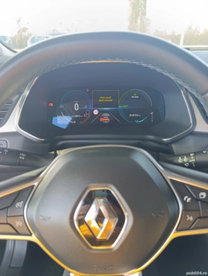 Renault Captur Plug-In Hibrid  - imagine 9