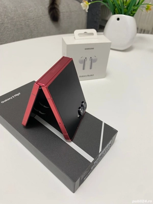 Samsung Galaxy Z 7 Flip