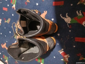 Bocanci de protecție cu bombeu metalic   aproape noi - imagine 4