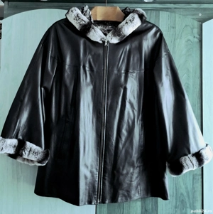 Haina de piele si blana naturala