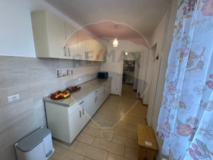 Casă / Vilă cu 6 camere de vânzare în zona Darmanesti - imagine 6
