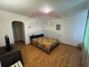 Casă / Vilă cu 6 camere de vânzare în zona Darmanesti - imagine 16