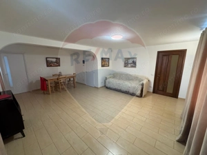 Casă / Vilă cu 6 camere de vânzare în zona Darmanesti - imagine 5