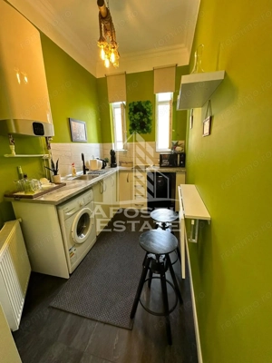 Airbnb ultracentral –85% ocupare, Piața Victoriei cladire restauranta - imagine 5