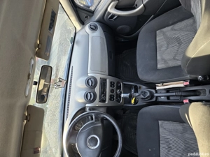 Dezmembrez Dacia Sundero 1.2 benzina - imagine 3