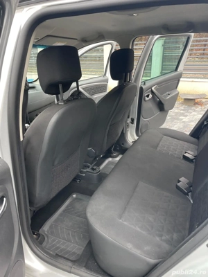 Vand Dacia Duster - imagine 6