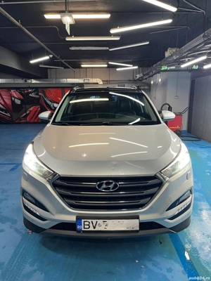 Vand Hyundai Tucson 2.0 CRDI 6AT 4WD Luxury+ - imagine 4
