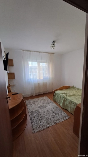 Închiriez apartament 2 camere ultracentral  - imagine 3