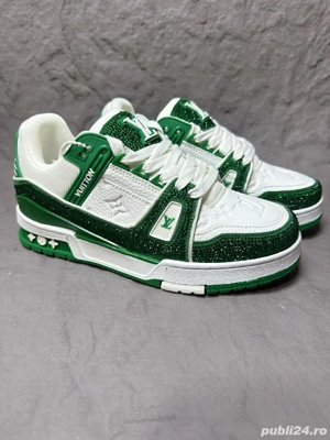 Louis Vuitton  - imagine 4