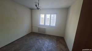 Apartament 4 camere de vânzare   Ploiești, Bld. Republicii (zona Casa Roșie   McDonald s) - imagine 7