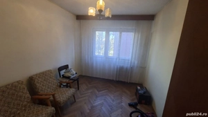 Apartament 4 camere de vânzare   Ploiești, Bld. Republicii (zona Casa Roșie   McDonald s) - imagine 5