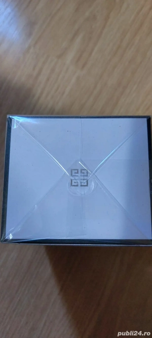 De vânzare parfum pentru femei - imagine 4