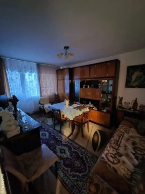 Vând apartament cu 3 camere - imagine 3