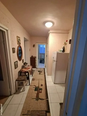 Vând apartament cu 3 camere - imagine 2