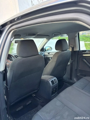 Vând Volkswagen Jetta 2009, AL DOILEA PROPRIETAR, motor 1.6 cmc, 191.454 km reali,stare f buna - imagine 3