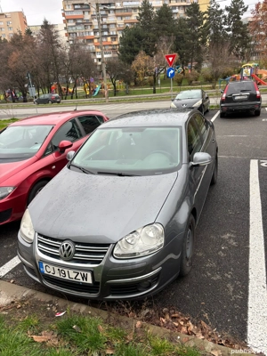 Vând Volkswagen Jetta 2009, AL DOILEA PROPRIETAR, motor 1.6 cmc, 191.454 km reali,stare f buna - imagine 10
