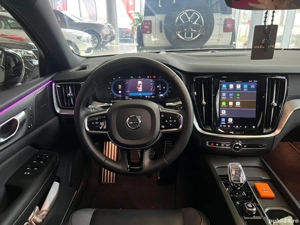 Volvo S60 B5 awd MHEV - imagine 7