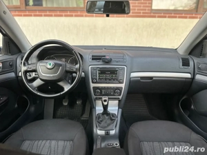 Skoda Octavia 2 Berlina  2012 euro5 6+1trepte 2.0TDI 140cp Xenon Carte service  - imagine 6