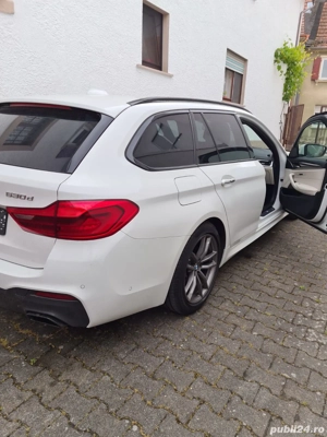 Vând urgent mașina personală  - imagine 4