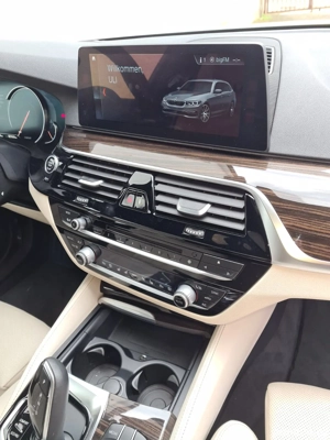 Vând urgent mașina personală  - imagine 8