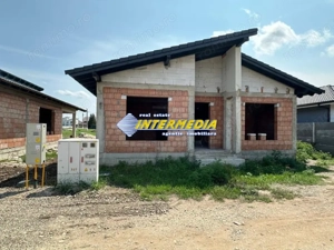 Casa Noua la GRI Alba Micesti la GRI cu teren 423 mp toate utilitatile bransate