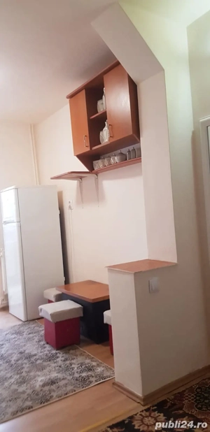 Închiriez apartament 2 camere PB , decomandat,zona Nufărul. - imagine 3
