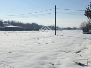 Teren cu suprafata 5300 mp intravilan - imagine 5