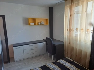 Apartament 3 camere, 74 mp, zona Central - imagine 5