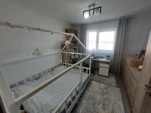 Apartament 3 Camere , De Vanzare, 22 Decembrie, 7 Noiembrie - imagine 7