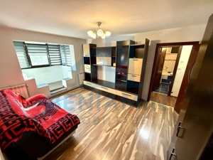 2 camere - etaj 3 - centrala proprie - apa separata - Craiovita